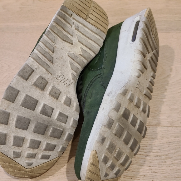 Nike Air Max Thea - Picture 2 of 3